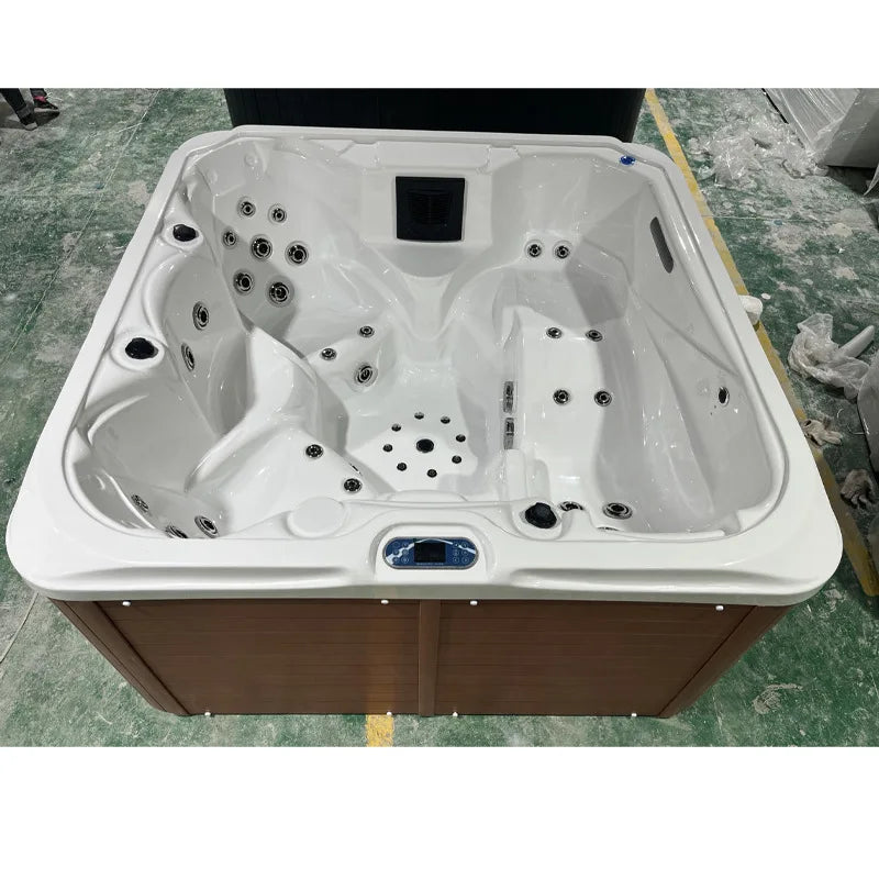 Outdoor large pool Jacuzzi Courtyard Bath Spa Pool Massage Pool Outdoor Garden Villa Bath