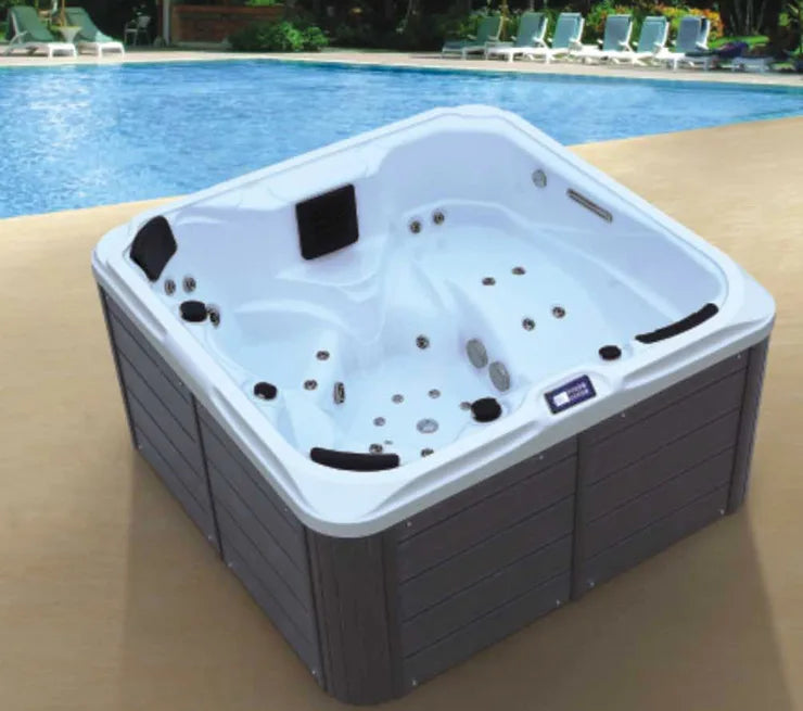 Outdoor large pool Jacuzzi Courtyard Bath Spa Pool Massage Pool Outdoor Garden Villa Bath