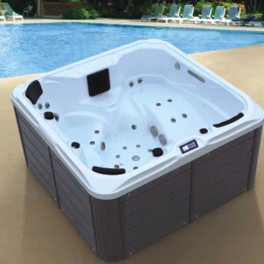 Outdoor large pool Jacuzzi Courtyard Bath Spa Pool Massage Pool Outdoor Garden Villa Bath